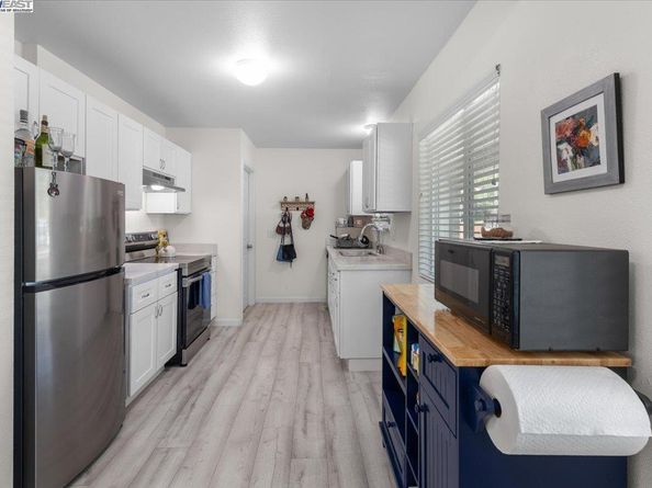 330 H Street, Martinez CA 94553