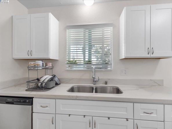 330 H Street, Martinez CA 94553