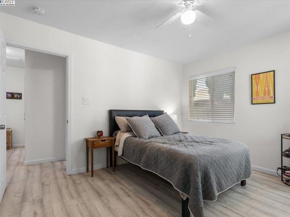 330 H Street, Martinez CA 94553