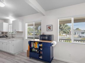 330 H Street, Martinez CA 94553