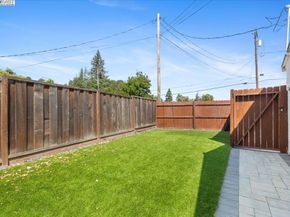 330 H Street, Martinez CA 94553