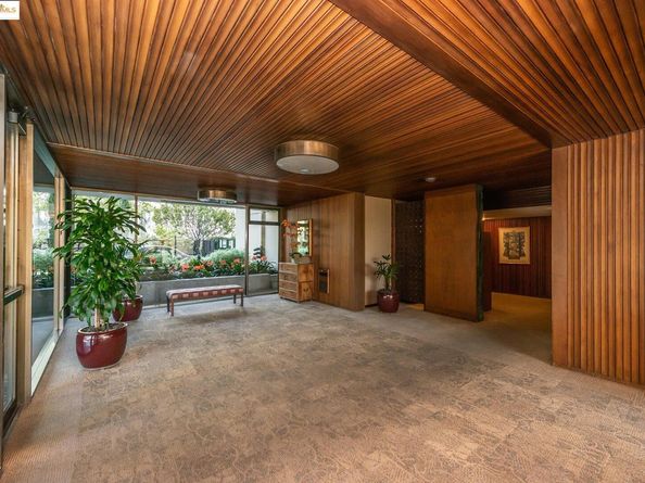 320 Lee St 201, Oakland CA 94610