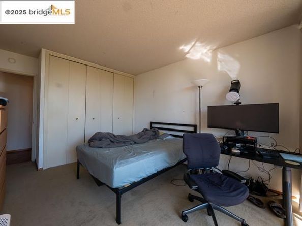 320 Lee St 201, Oakland CA 94610