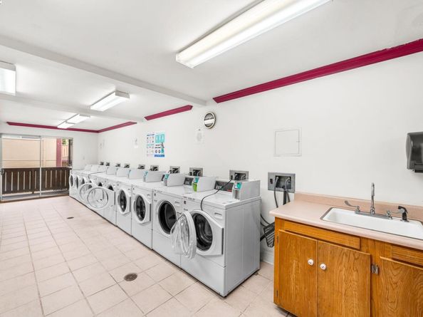 1327 Webster St B101, Alameda CA 94501