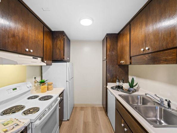 1327 Webster St B101, Alameda CA 94501