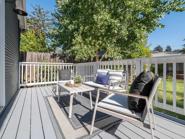3920 Edgemoor Pl, Oakland CA 94605