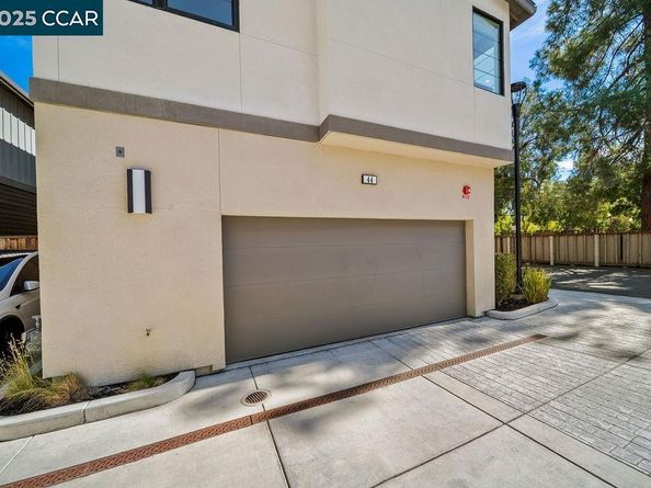 44 Analisa Ln, Walnut Creek CA 94596