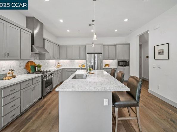 44 Analisa Ln, Walnut Creek CA 94596