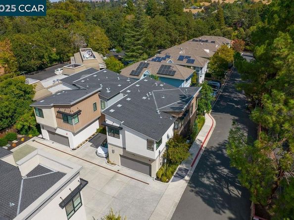 44 Analisa Ln, Walnut Creek CA 94596