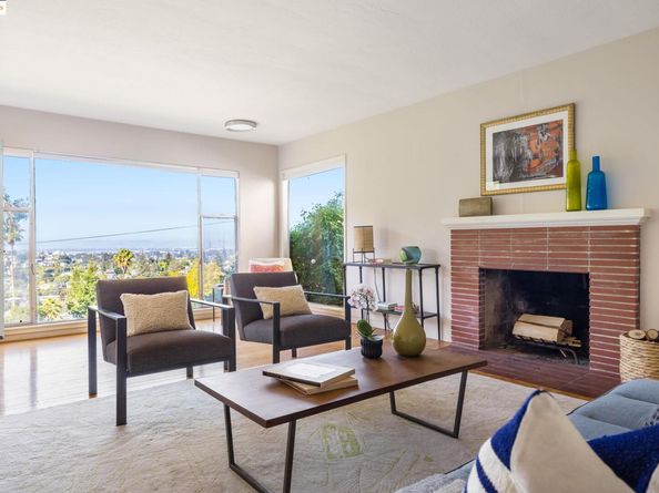 4686 Davenport Ave, Oakland CA 94619