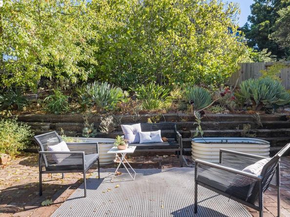 4686 Davenport Ave, Oakland CA 94619