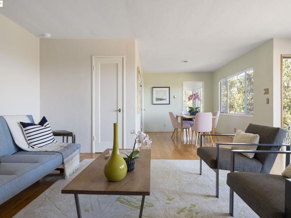 4686 Davenport Ave, Oakland CA 94619