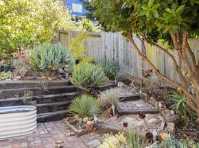 4686 Davenport Ave, Oakland CA 94619