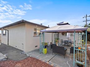 677 Fairway St, Hayward CA 94544