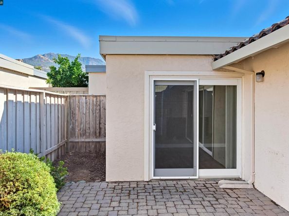 23 Mt Wilson Way, Clayton CA 94517