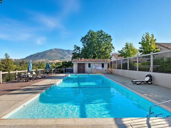 23 Mt Wilson Way, Clayton CA 94517