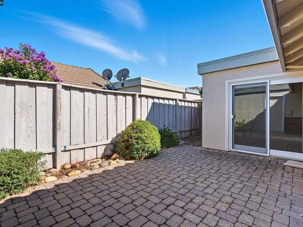 23 Mt Wilson Way, Clayton CA 94517