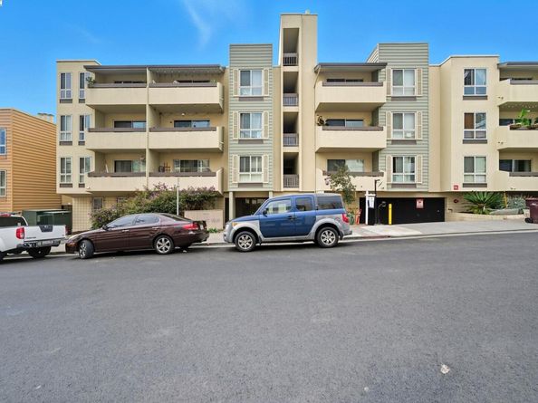 77 Fairmount Ave 101, Oakland CA 94611