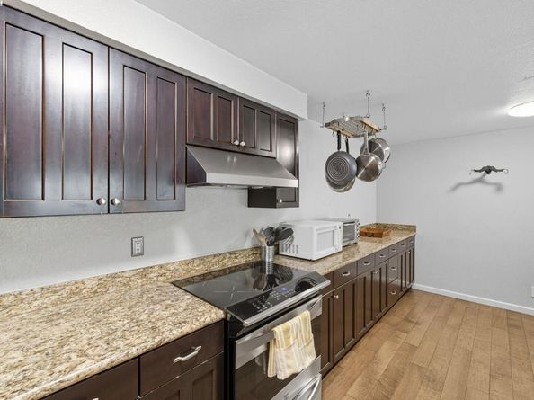 77 Fairmount Ave 101, Oakland CA 94611