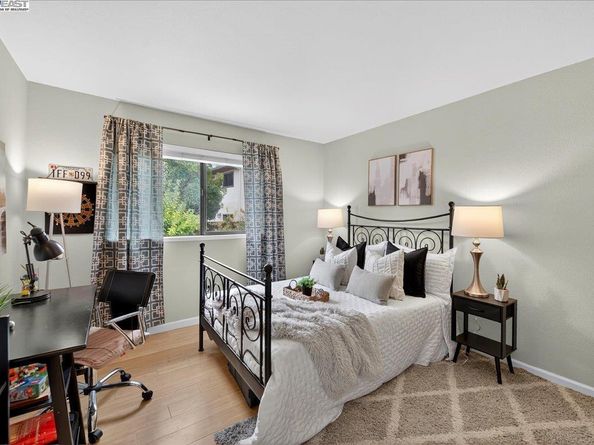 7906 Castilian Rd, Dublin CA 94568