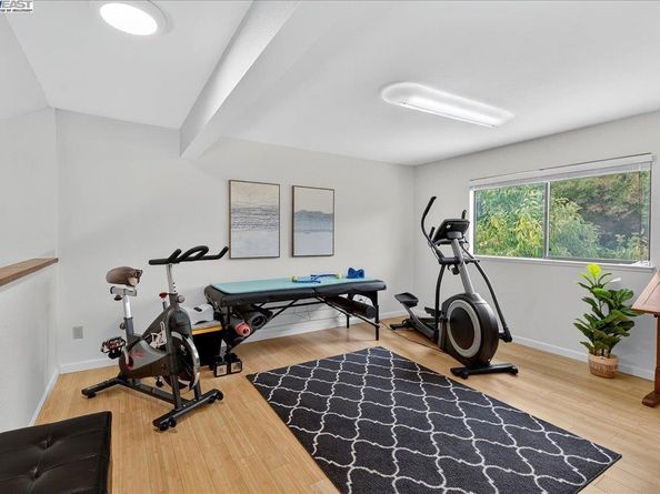 7906 Castilian Rd, Dublin CA 94568