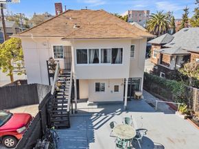 3300 Harrison St, Oakland CA 94611