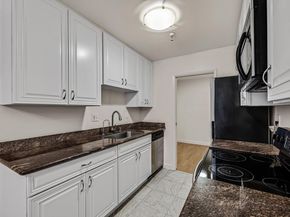 771 Kingston Ave 104, Oakland CA 94611