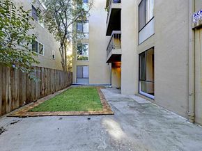 771 Kingston Ave 104, Oakland CA 94611