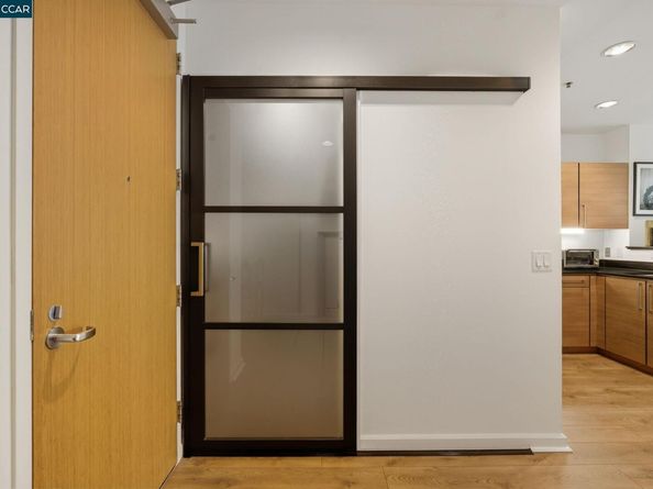 200 2nd St 404, Oakland CA 94607