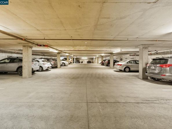 200 2nd St 404, Oakland CA 94607