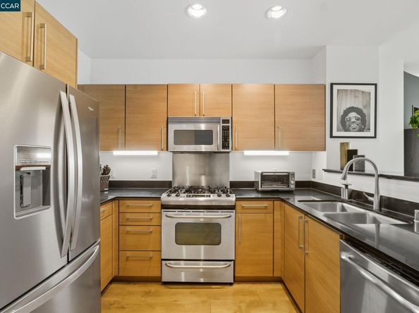 200 2nd St 404, Oakland CA 94607