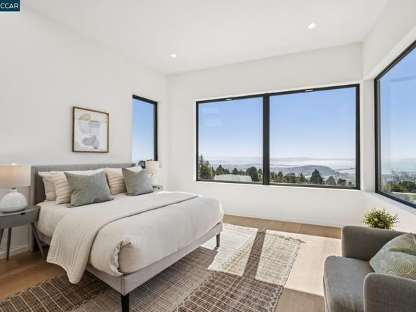 158 Lawson Road, Kensington CA 94707