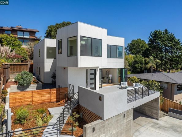 158 Lawson Road, Kensington CA 94707