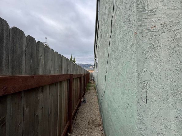 7425 Weld Street, Oakland CA 94621