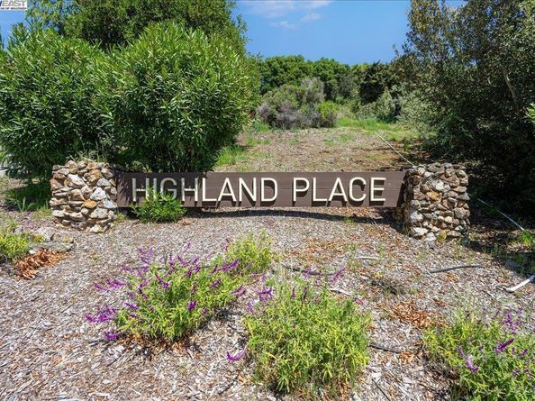 19100 Crest Ave 30, Castro Valley CA 94546