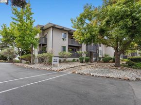 19100 Crest Ave 30, Castro Valley CA 94546