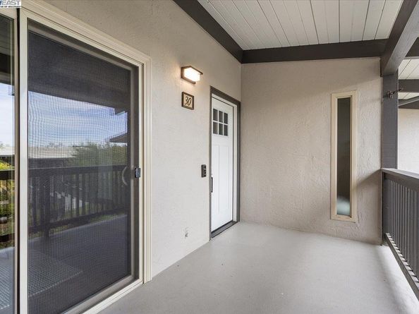 19100 Crest Ave 30, Castro Valley CA 94546