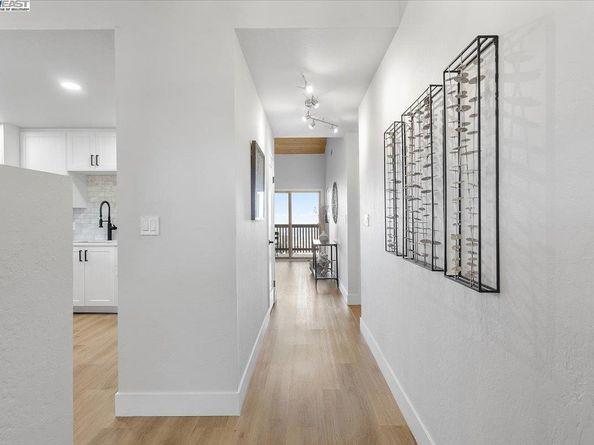 19100 Crest Ave 30, Castro Valley CA 94546