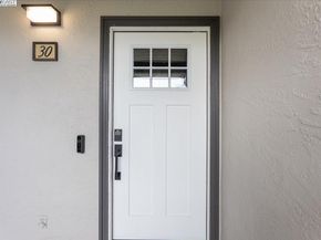 19100 Crest Ave 30, Castro Valley CA 94546