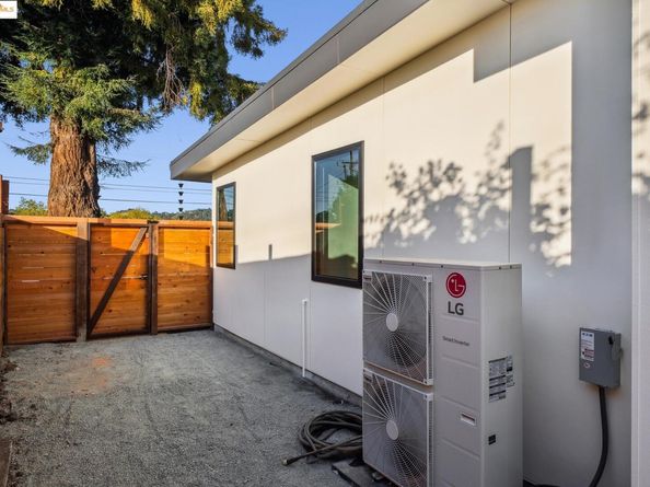 4616 Elmwood Rd, El Sobrante CA 94803