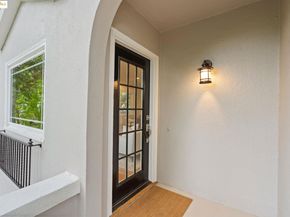 1006 Glendora Ave, Oakland CA 94602