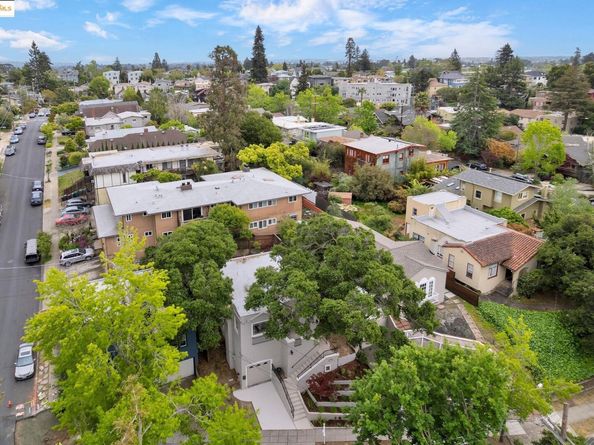 1006 Glendora Ave, Oakland CA 94602