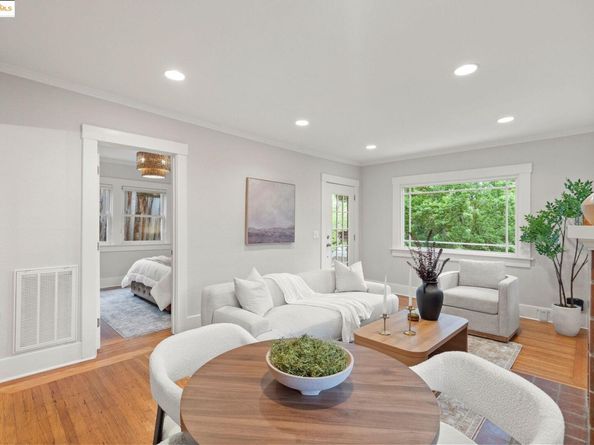 1006 Glendora Ave, Oakland CA 94602