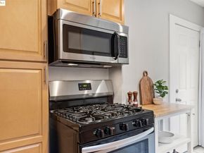 1006 Glendora Ave, Oakland CA 94602