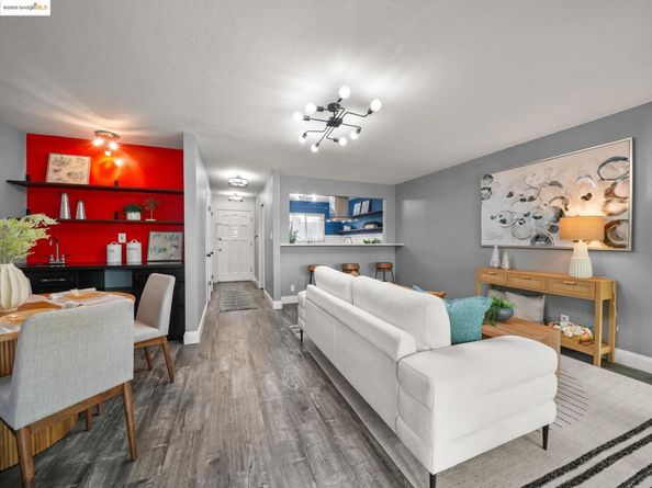 2106 Otis Dr D, Alameda CA 94501