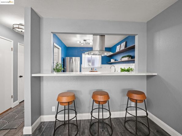 2106 Otis Dr D, Alameda CA 94501