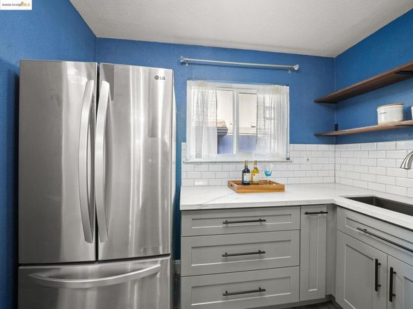 2106 Otis Dr D, Alameda CA 94501