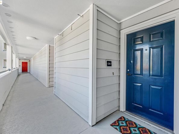 1205 Melville Sq 206, Richmond CA 94804