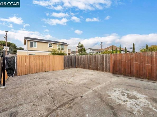 421 Barrett Ave, Richmond CA 94801