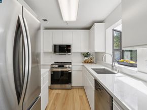 2578 Oak Road 212, Walnut Creek CA 94597